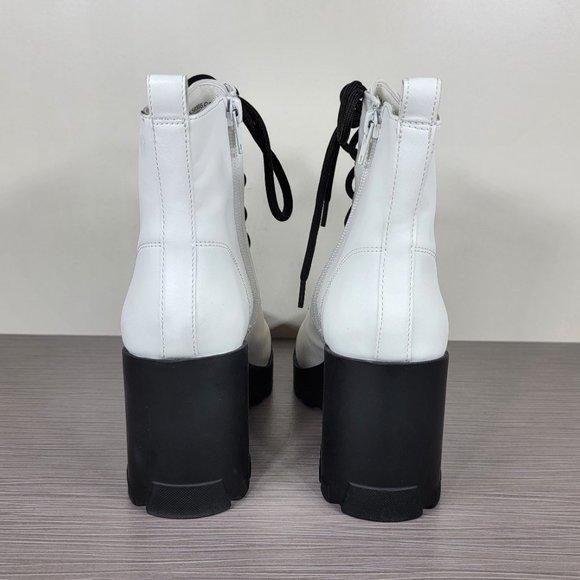 BP. Masson Bootie, White Faux Leather Womens Sz 8 - Picture 5 of 10